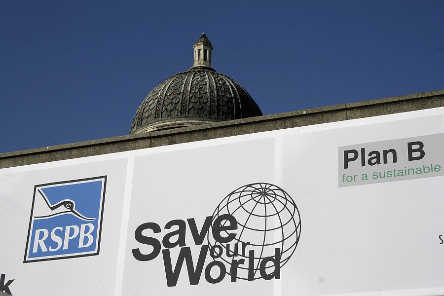 'London - A City and its People' - Climate Change Demo Trafalgar Square 6th November 2006 - A photographic study by Christopher John Ball - Photographer and Writer