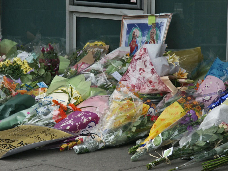 London - A City and its People - Terrorist Bombings, Kings Cross, 9th July 2005 - A photographic study by Christopher John Ball - Photographer and Writer