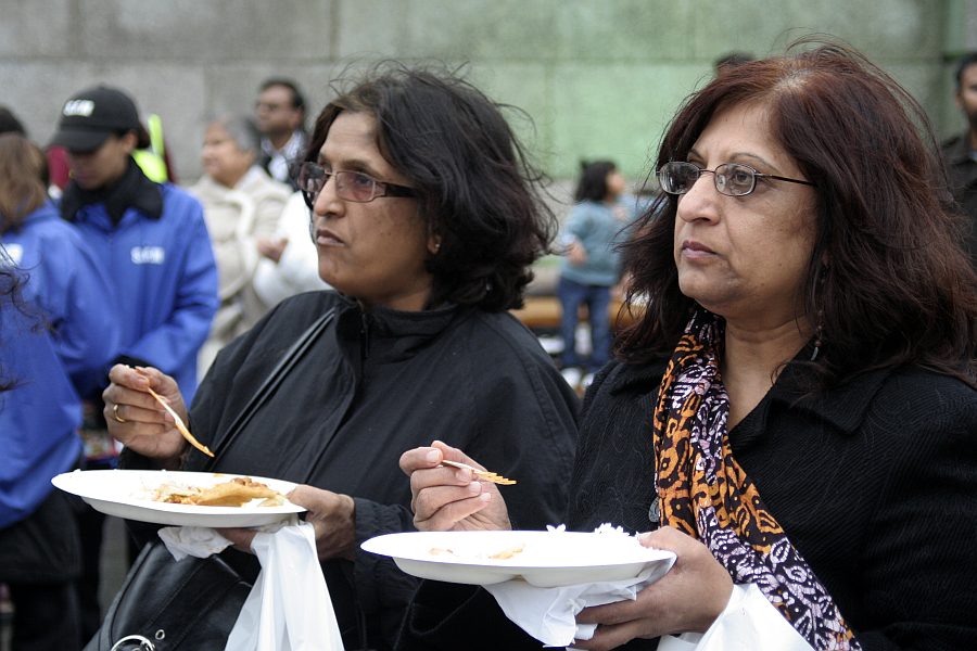 'London - A City and its People' - Mayor's Diwali celebrations in Trafalgar Square October 2007 - A photographic study by Christopher John Ball - Photographer and Writer