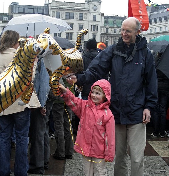 'London - A City and its People' - Mayor's Diwali celebrations in Trafalgar Square October 2007 - A photographic study by Christopher John Ball - Photographer and Writer