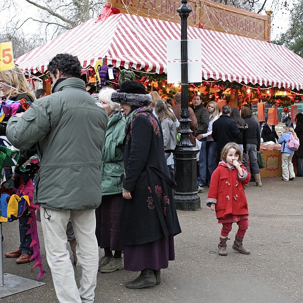 London - A City and its People - Hyde Park - 'Winter Wonderland' 2007/08 - A photographic study by Christopher John Ball - Photographer and Writer