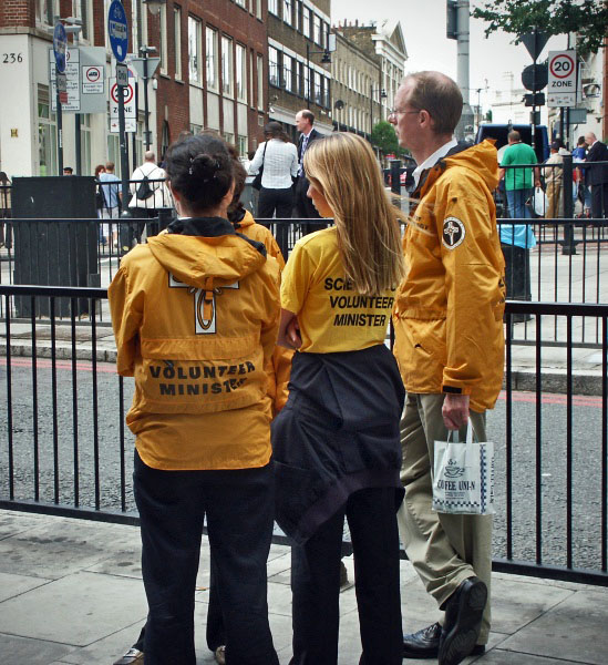 London - A City and its People - Terrorist Bombings, Kings Cross, 7th July 2005 - A photographic study by Christopher John Ball - Photographer and Writer